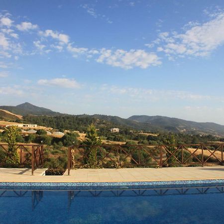 Martika Luxury Villa Agia Marina  Eksteriør billede