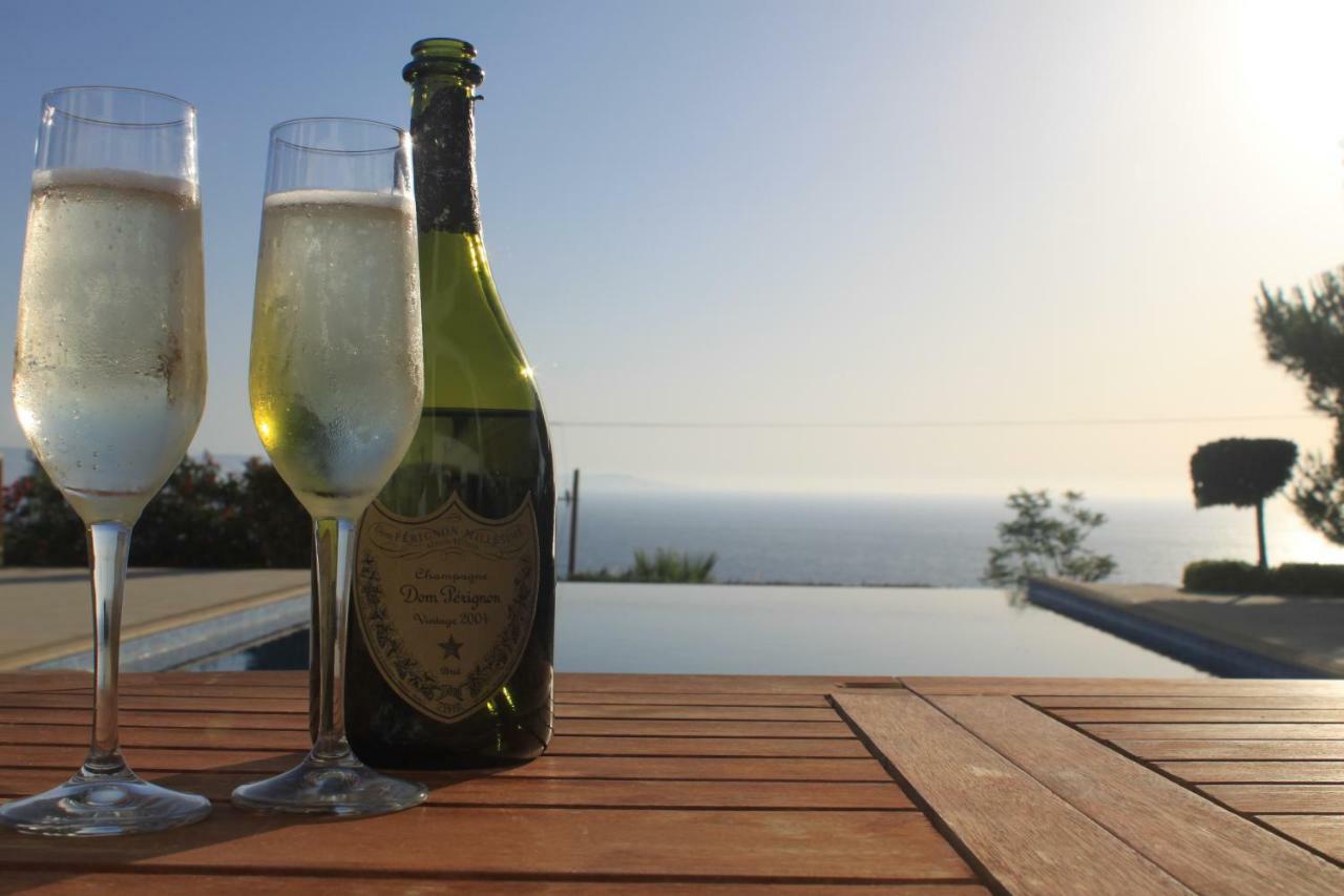Martika Luxury Villa Agia Marina  Eksteriør billede
