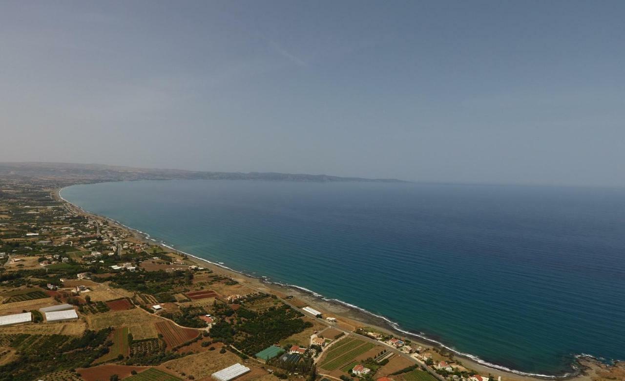 Martika Luxury Villa Agia Marina  Eksteriør billede