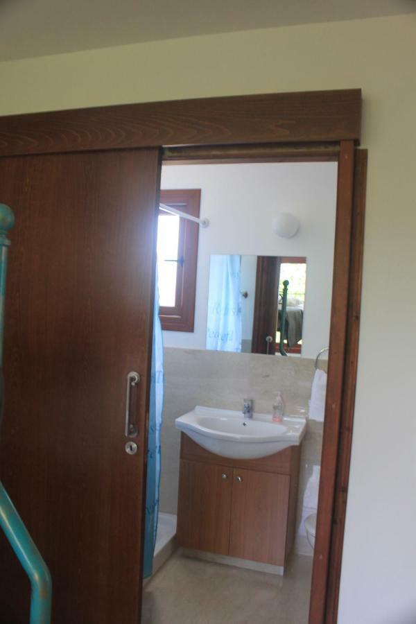 Martika Luxury Villa Agia Marina  Eksteriør billede