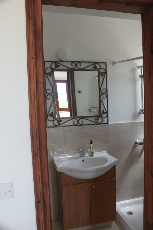 Martika Luxury Villa Agia Marina  Eksteriør billede